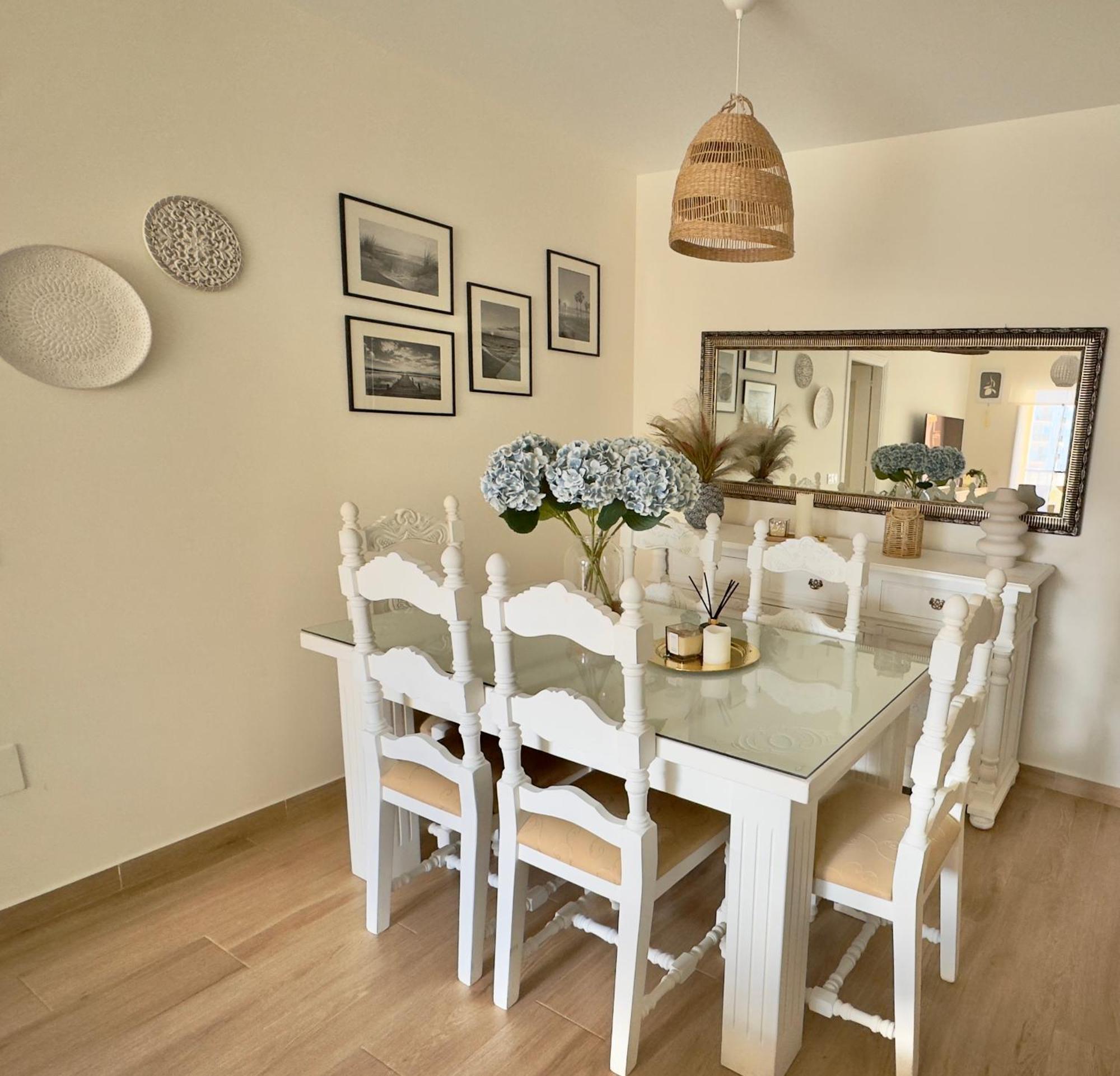 Apartamento Lindamar Фуeнхирола Екстериор снимка